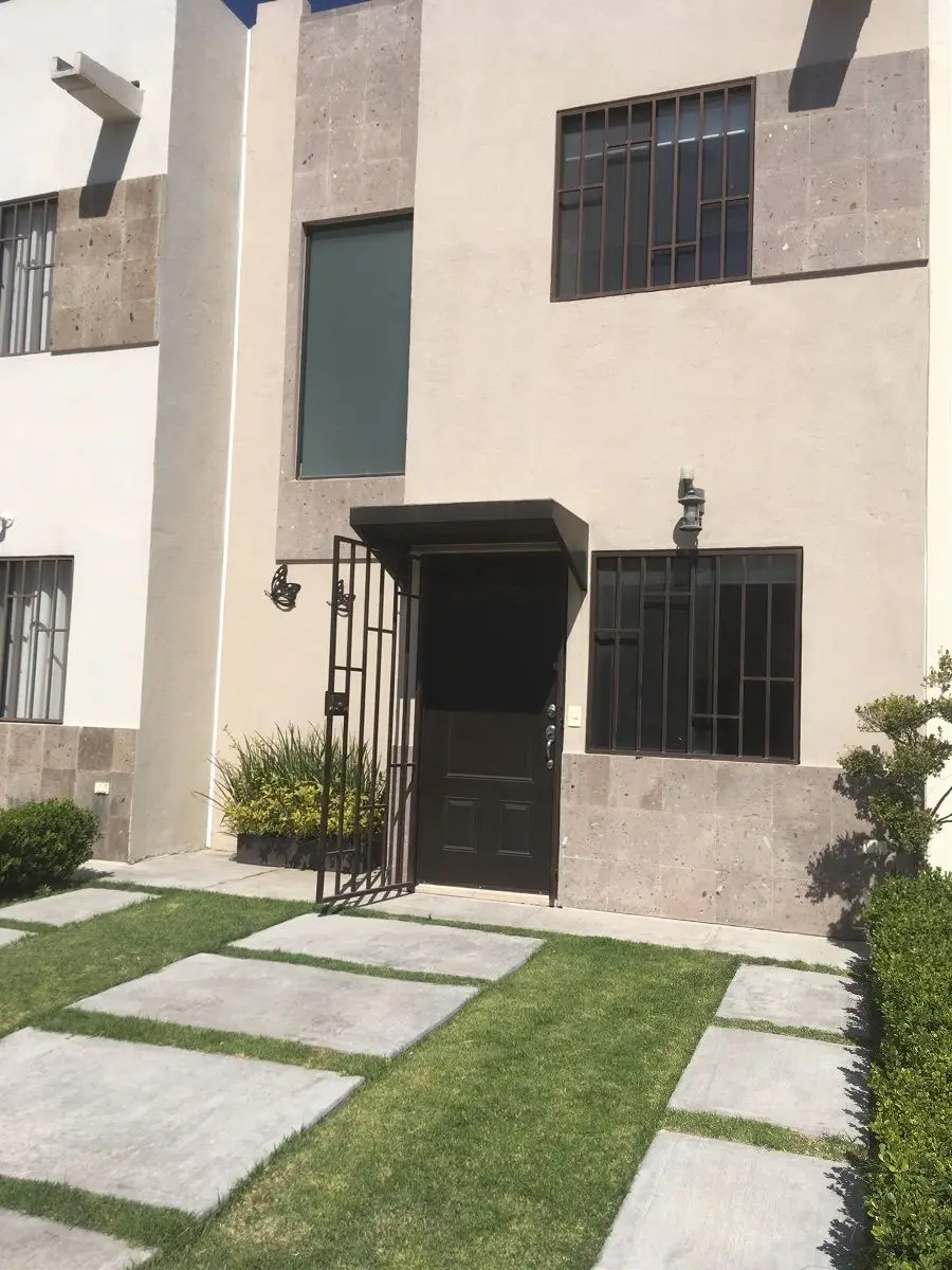 Bonita casa en renta — foto 2