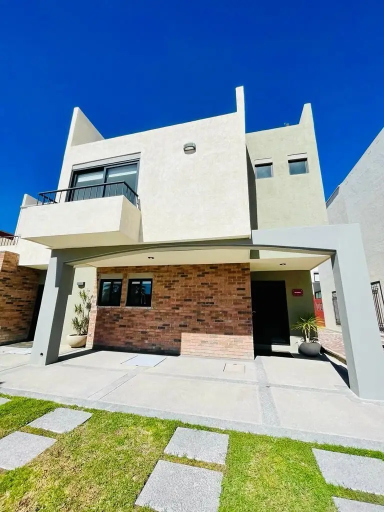 Casa en venta con Doble altura y Rooftop en Ziránadaro, San Miguel de Allende — foto 2
