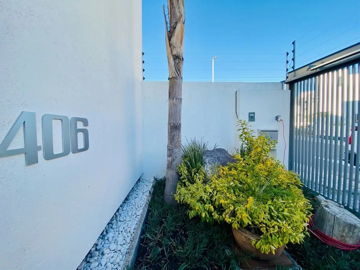 Casa en Venta para Inversion en El Refugio Queretaro Recamara en Planta Baja — foto 4
