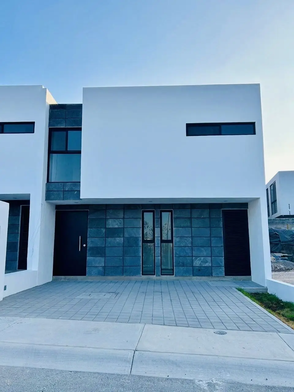 Casa Nueva en Venta de Autor Recamara Planta Baja Zakia El Marques