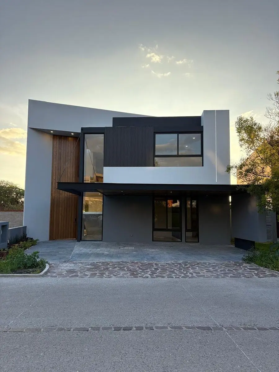 Casa Nueva en Venta Recamara en Planta Baja Altozano Queretaro — foto 2