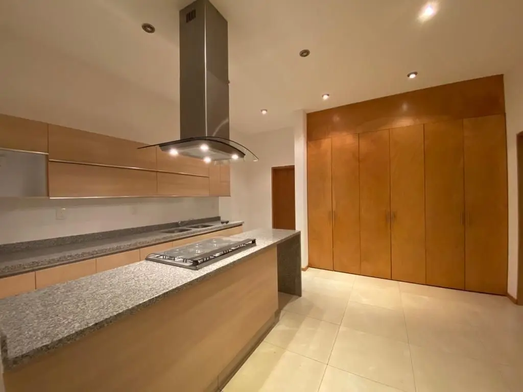 Oportunidad de Casa en Venta en Cumbres del lago — foto 4