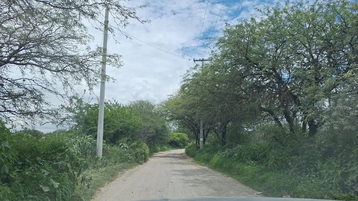oportunidad terreno frente a presa los cues — foto 3
