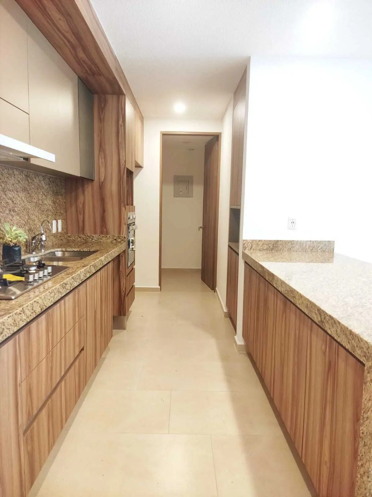 Se renta departamento atrás de Antea amplio con terraza — foto 4