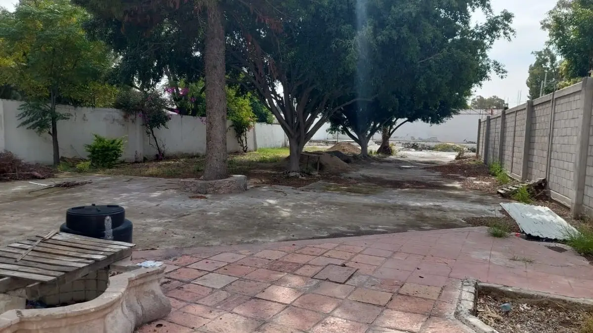 Terreno con bodega en renta en universidad Queretaro — foto 2