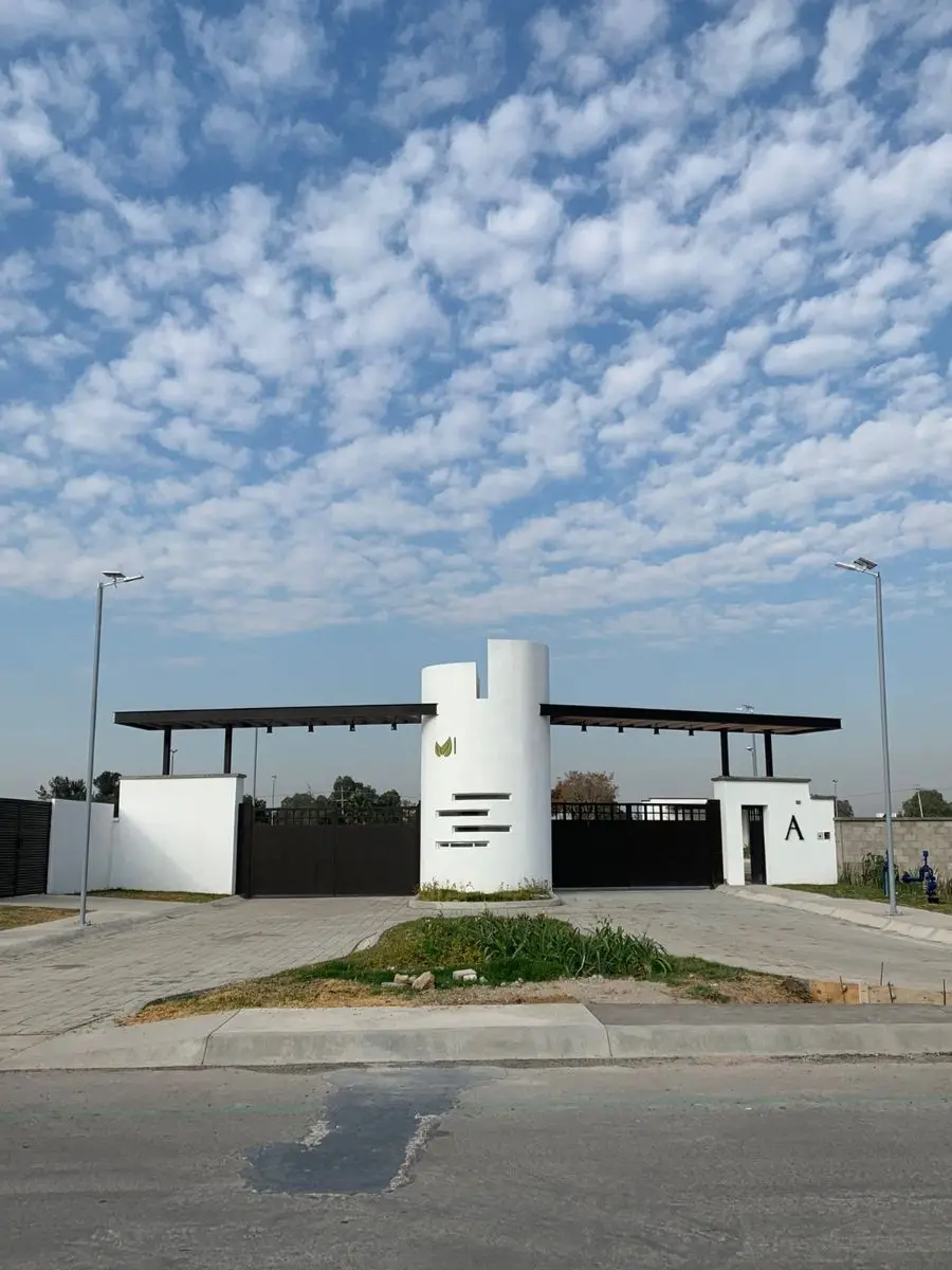 Terrenos en venta en avenida tlacote — foto 3