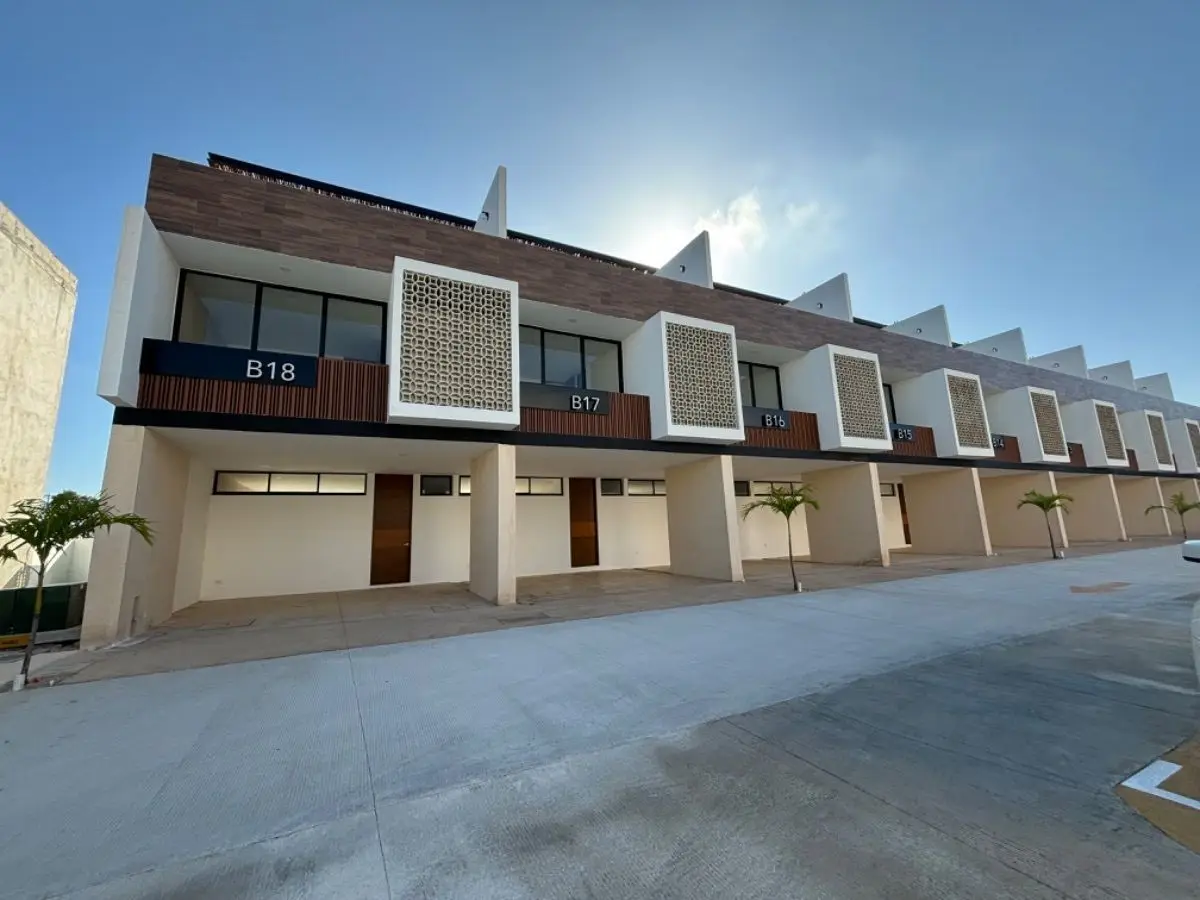 Townhouse en Venta Entrega Inmediata en Merida — foto 2