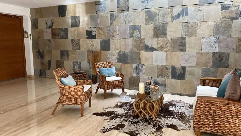 Vive en esta hermosa casa en esquina — foto 5