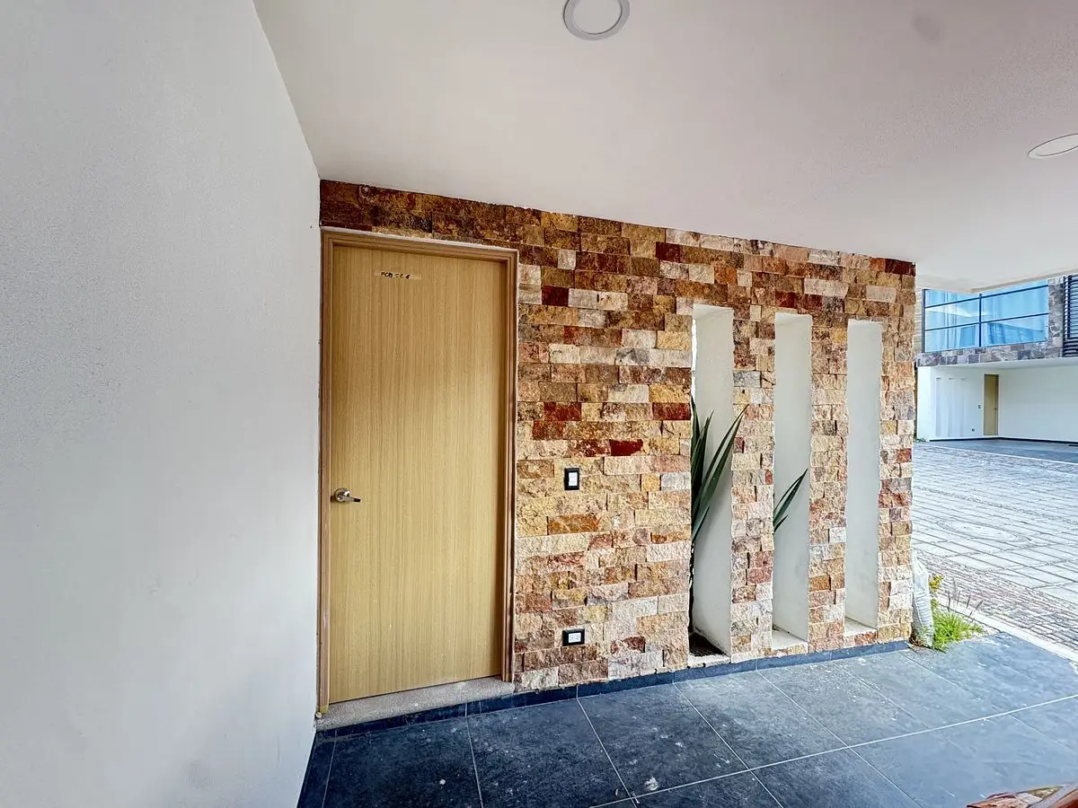 O&M Real Estate Consulting | HM Action Now Group — foto 3