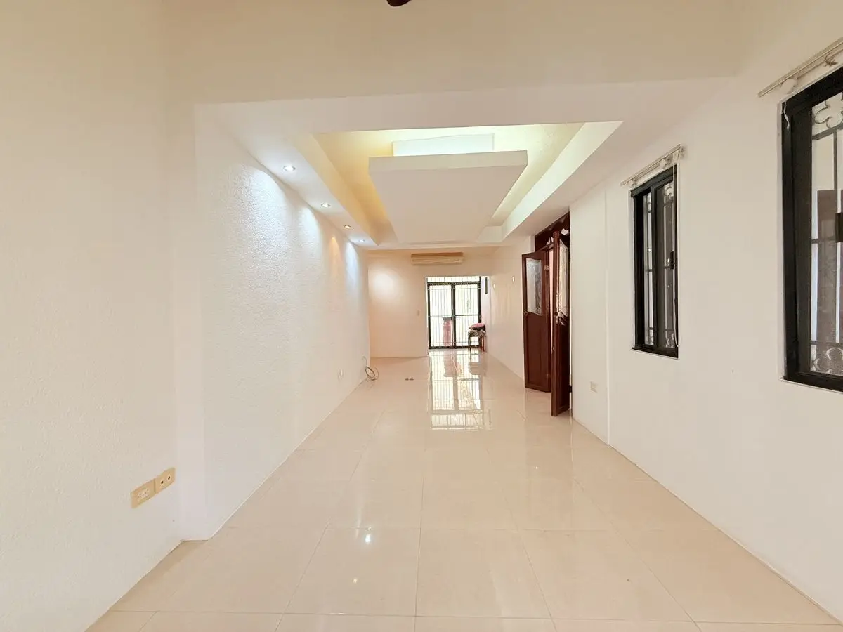 En Venta Casa de 4 Recámaras al Norte de la Ciudad de Mérida | la Florida | — foto 4