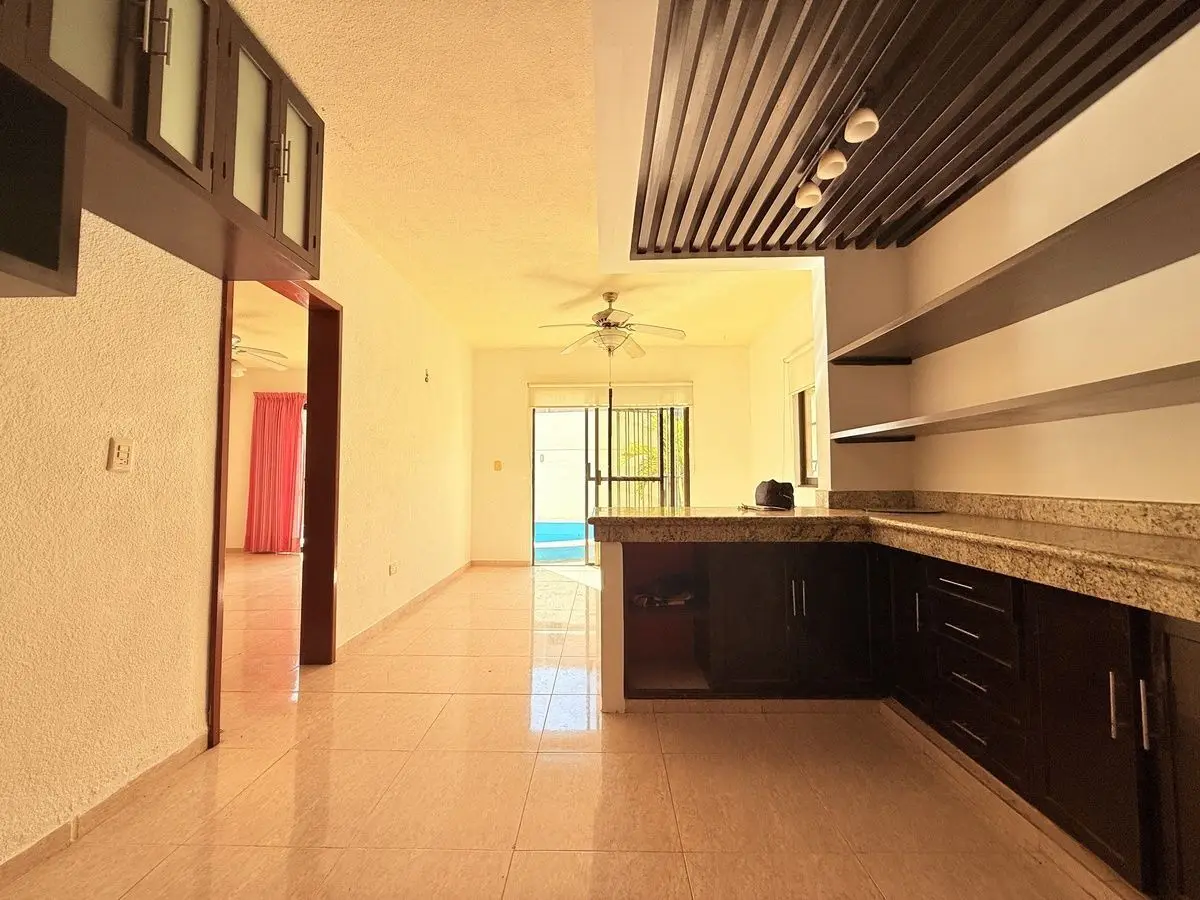 En Venta Casa de 4 Recámaras al Norte de la Ciudad de Mérida | la Florida | — foto 6