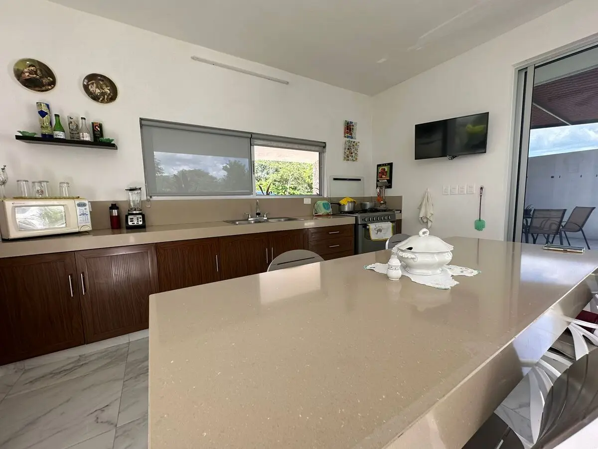 Casa en Venta de 2 Recámaras con Piscina en Conkal — foto 3