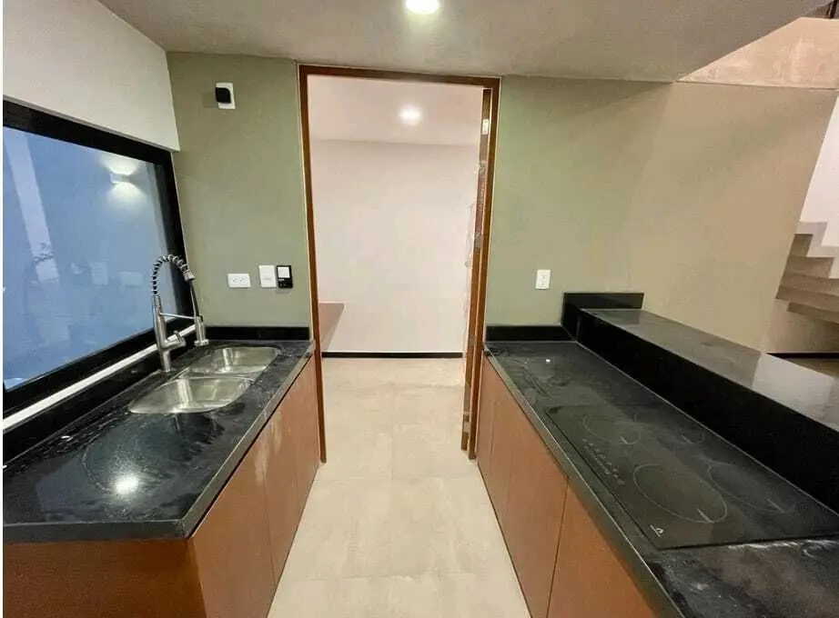Townhouse en Renta de 3 Pisos con Dos Habitaciones | Montes de Ame | — foto 4