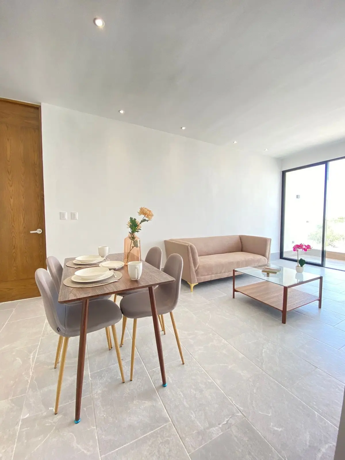 Penthouse en Renta Semiamueblado con Jacuzzi en Temozón Norte — foto 2