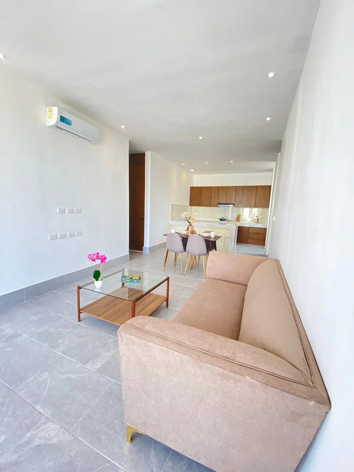 Penthouse en Renta Semiamueblado con Jacuzzi en Temozón Norte — foto 5