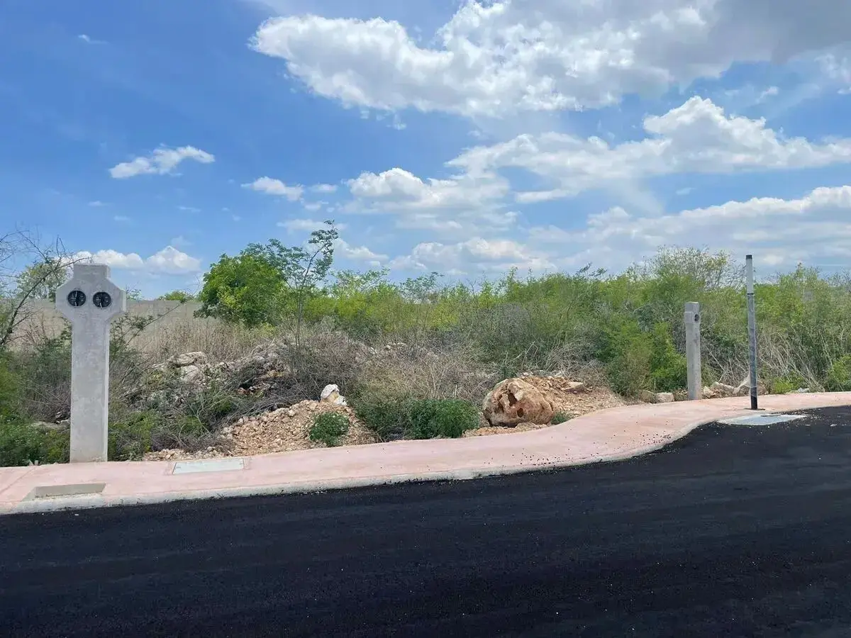 Terreno en Venta con Calles Pavimentadas en Cholul — foto 5