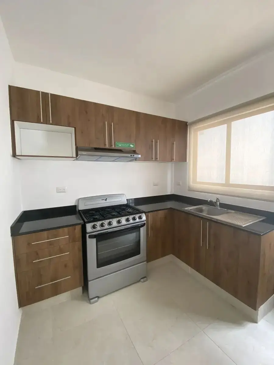 En Venta Casa al Norte de Mérida Cerca de Periférico en Cholul — foto 6