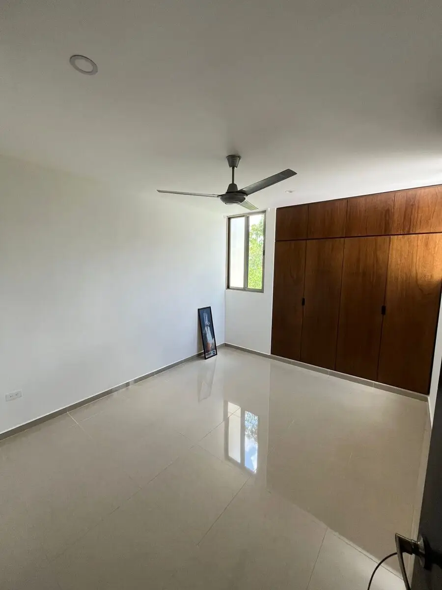 Casa en Venta de 3 Recámaras en Priv. Altavista, Cholul — foto 4