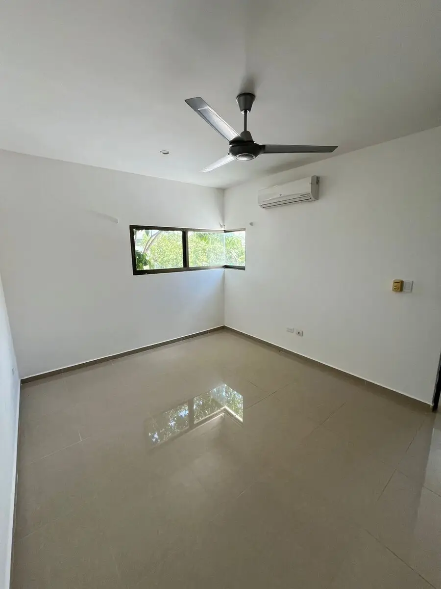 Casa en Venta de 3 Recámaras en Priv. Altavista, Cholul — foto 6