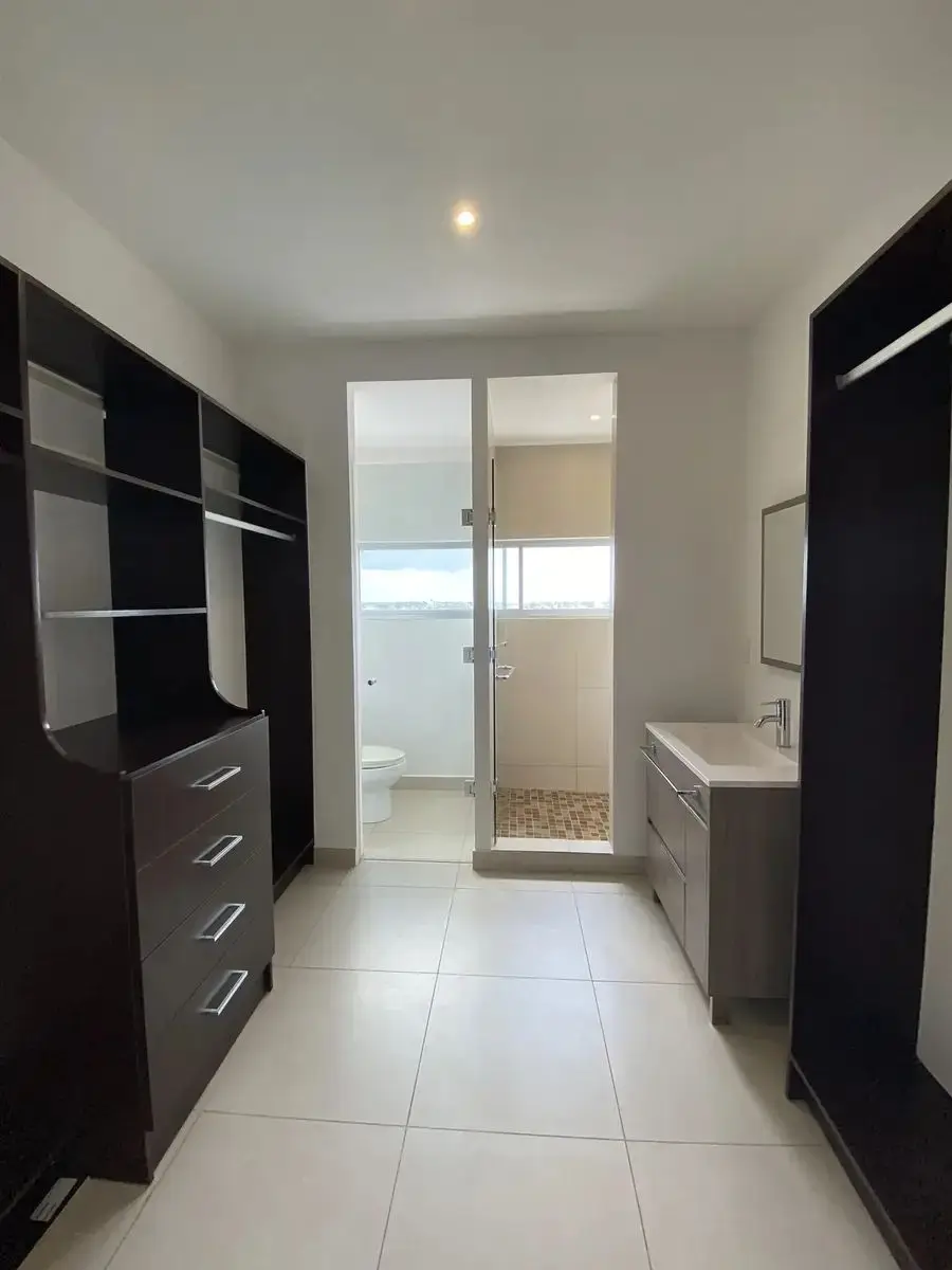 En Venta Departamento de 3 Recámaras en Torre Oceana | Vía Montejo — foto 6