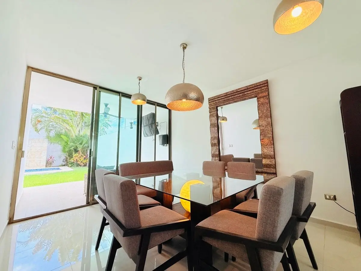 Casa en Venta en Temozón, en Esquina — foto 3