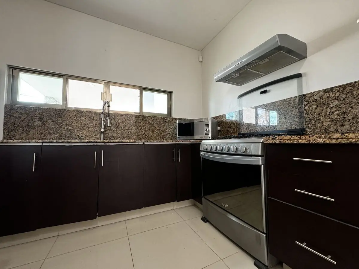 Casa en Venta en Temozón, en Esquina — foto 5