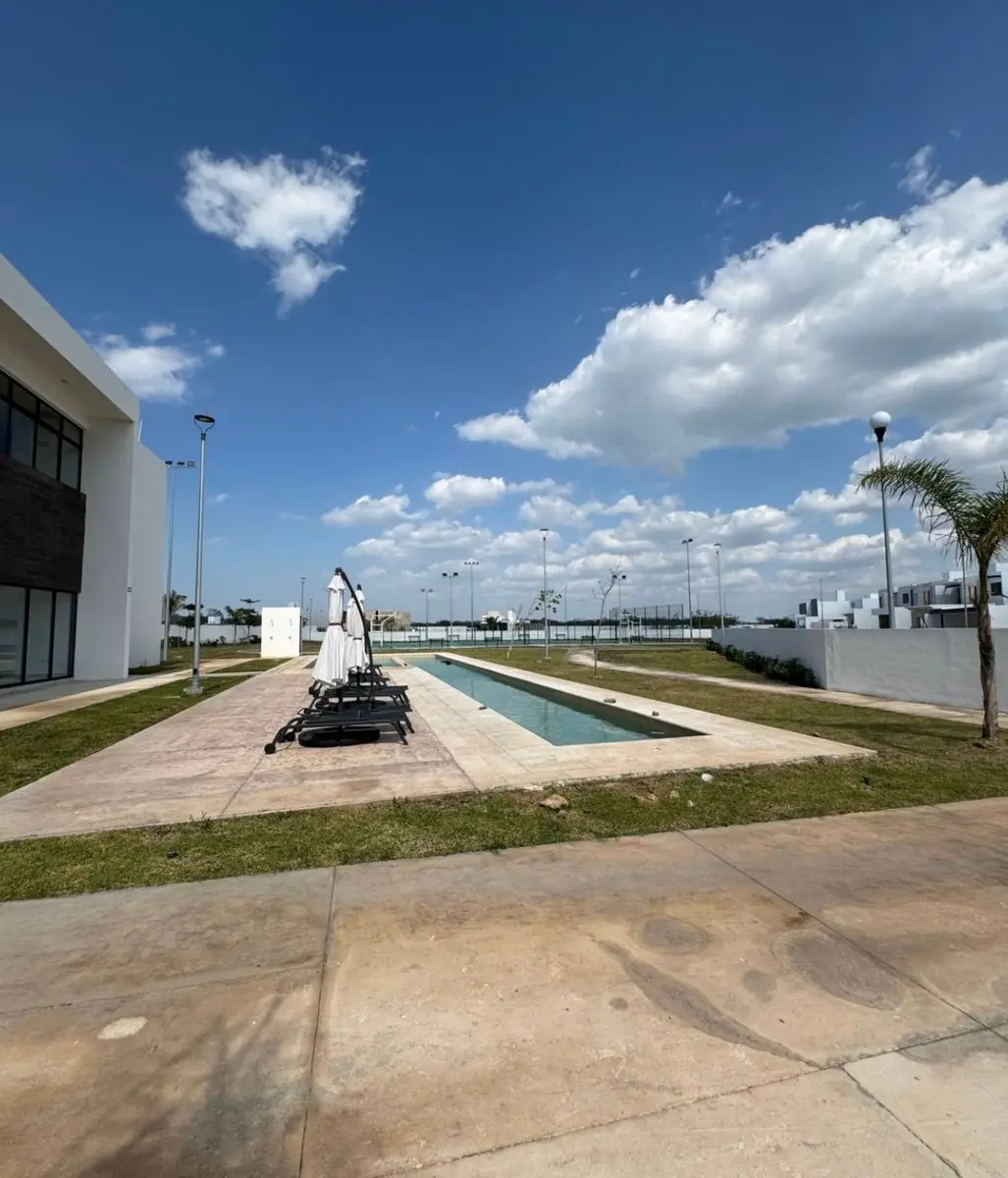 Venta de Terreno Residencial en Privada Xcanatún, Gran San Pedro Cholul — foto 2