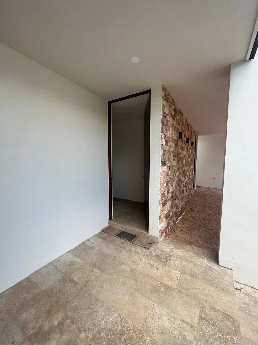 Casa de 4 Recamaras en Venta | Varena, Paseo Norte Detrás de la Isla — foto 2