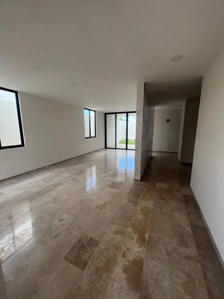 Casa de 4 Recamaras en Venta | Varena, Paseo Norte Detrás de la Isla — foto 3