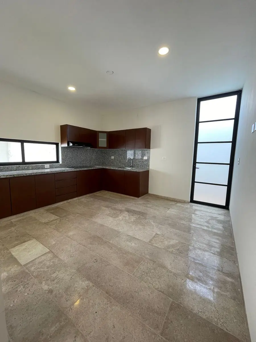 Casa para Entrega Inmediata con Amenidades en Venta | Varena Paseo Norte Mérida — foto 4