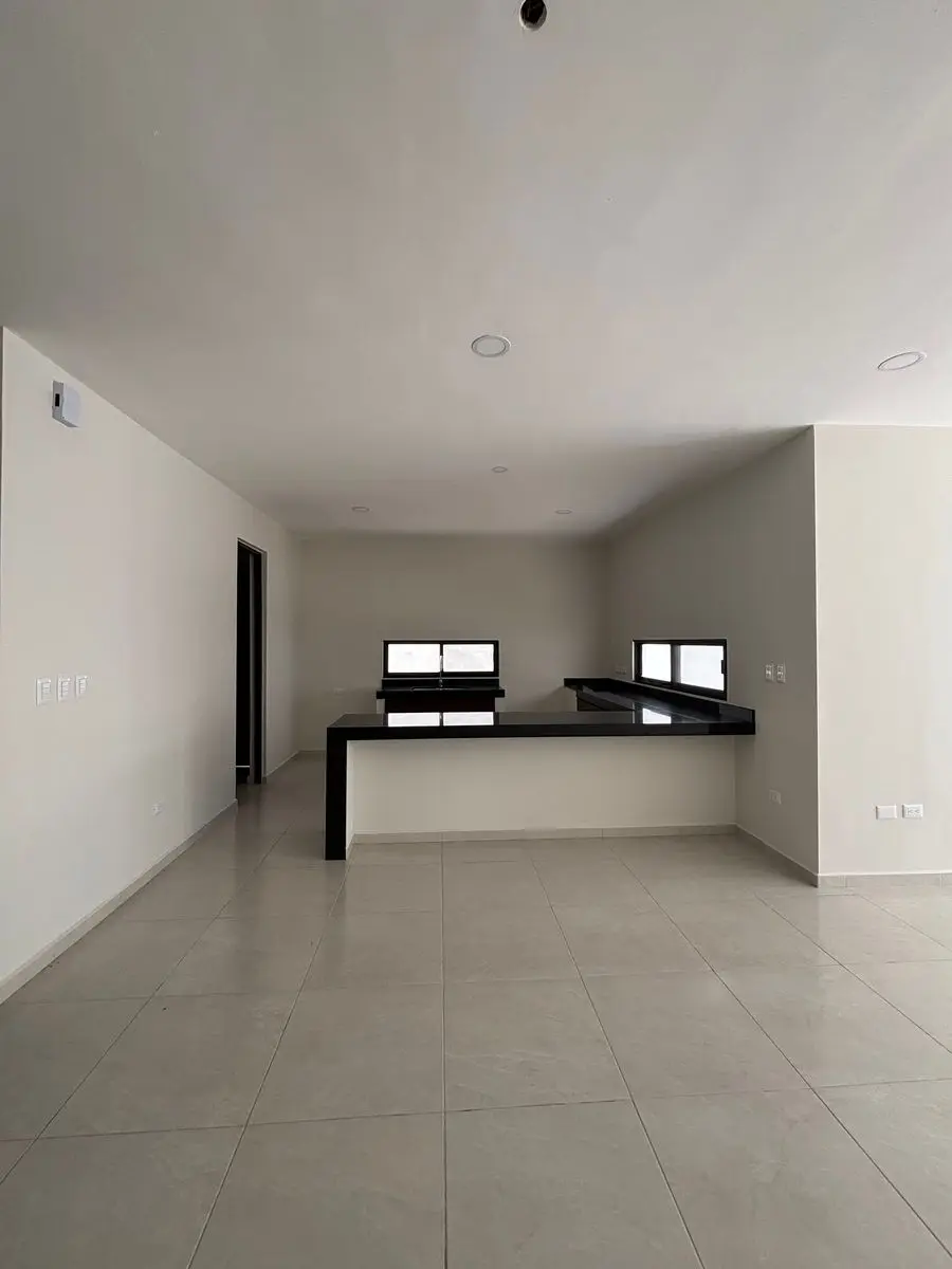 Casa en Venta con Piscina y Terraza en Cholul — foto 2