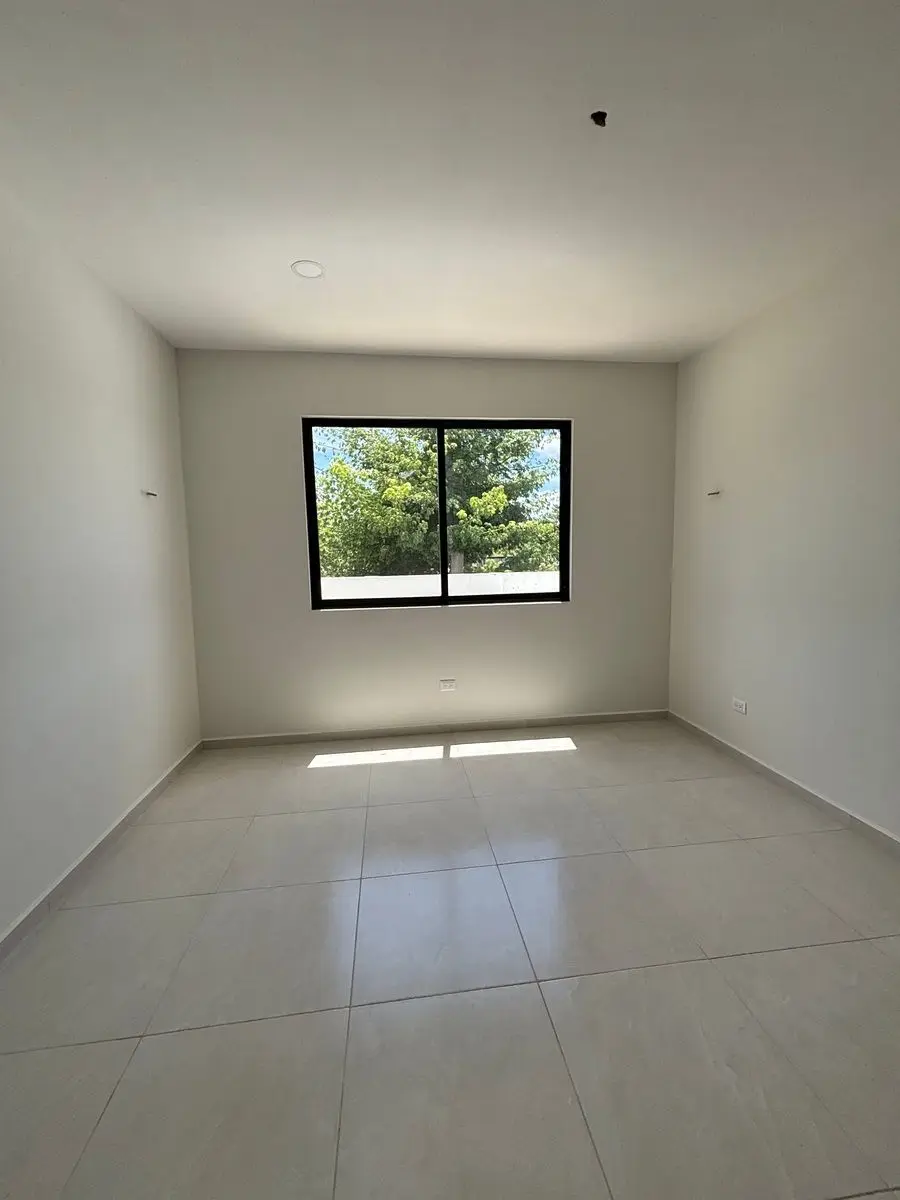 Casa en Venta con Piscina y Terraza en Cholul — foto 5