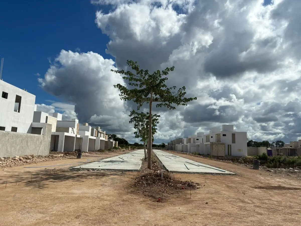 En Venta Casa de 3 Recámaras en Gran Bosco, Conkal — foto 2