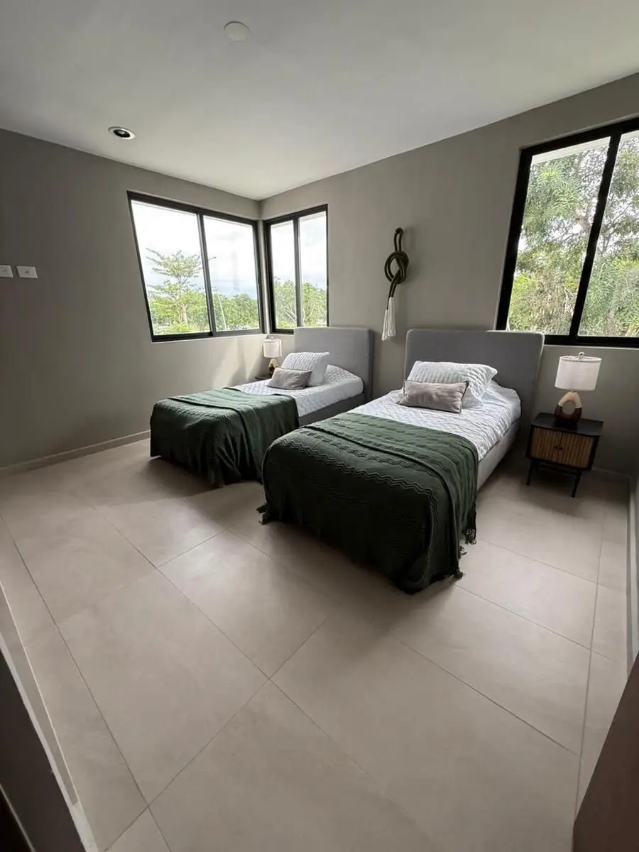 Casa en Venta con Amenidades, Caucel | Se Acepta Fovissste E Infonavit | — foto 6