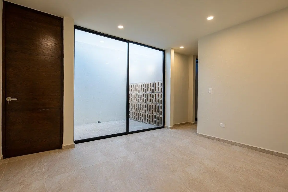 En Venta Townhouse para Entrega Inmediata en Nara, Temozón — foto 4