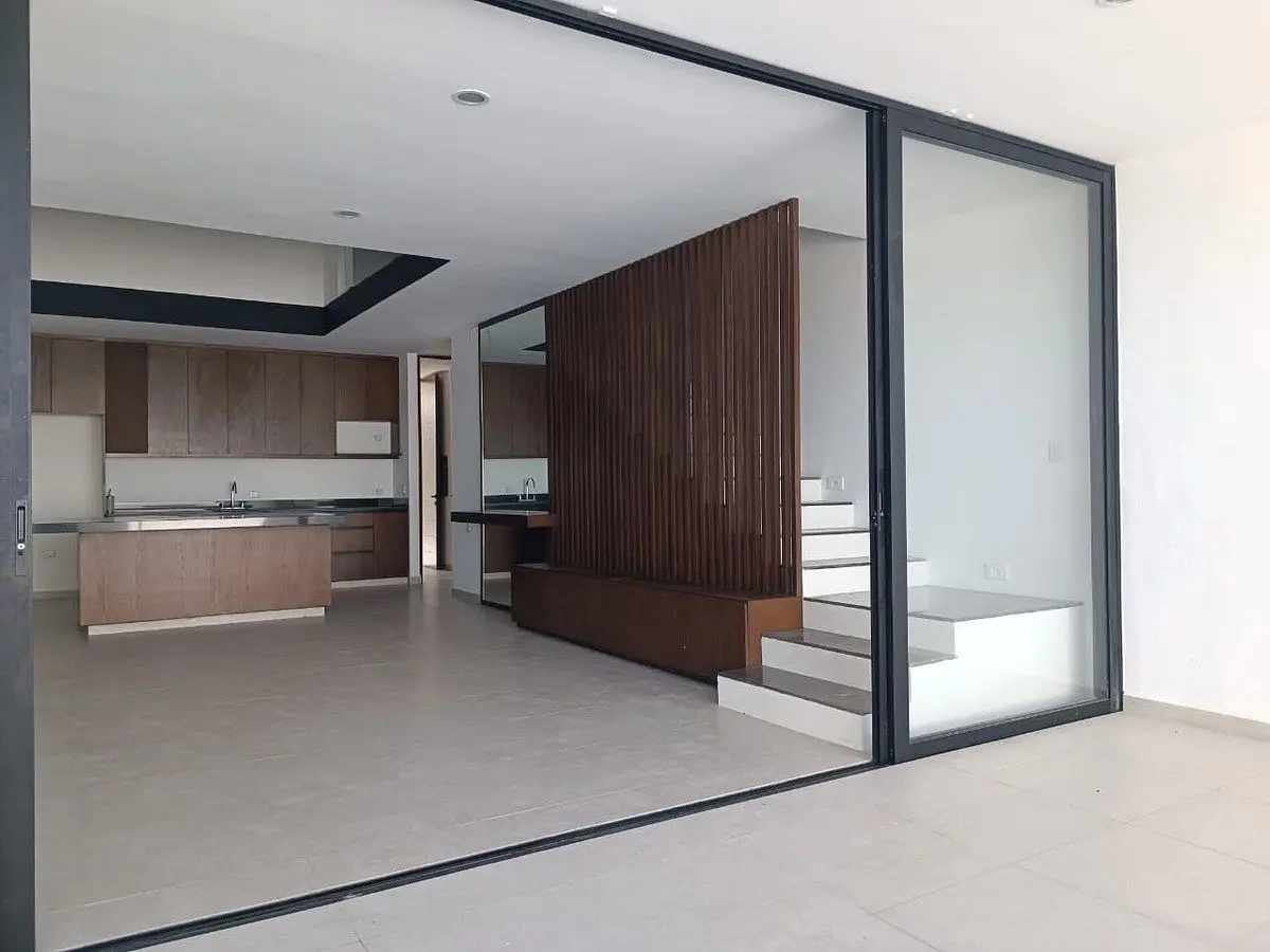 En Venta Townhouse de Dos Plantas para Entrega Inmediata | Priv. Xcanatún | — foto 5