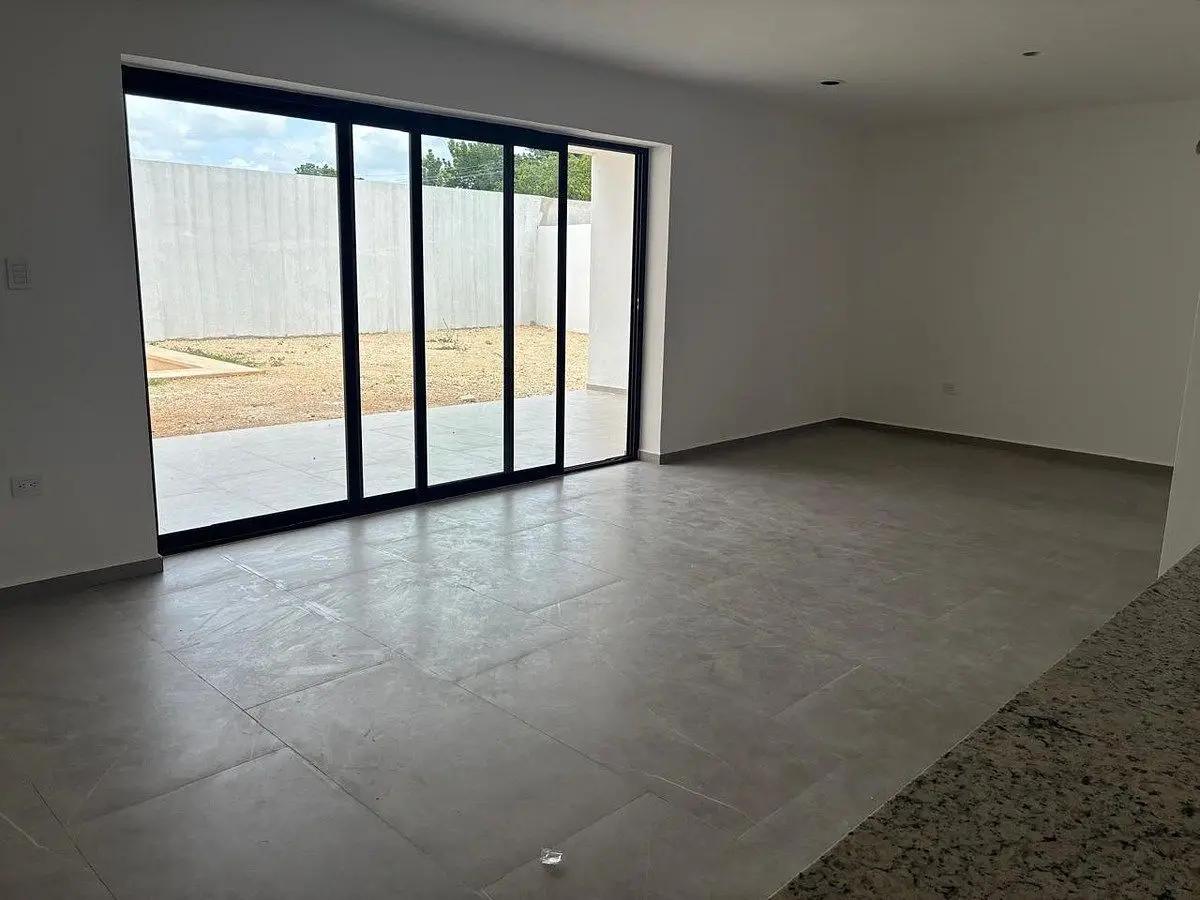 Casa en Venta con Balcón en Residencial Adara, Temozón Norte — foto 4