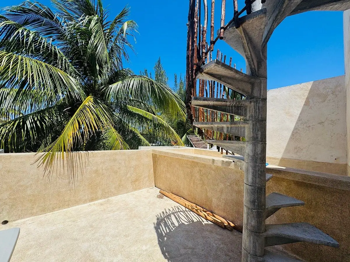 En Venta 2 Casas en Playa Telchac a unos Metros del Mar y con Terreno Excedente