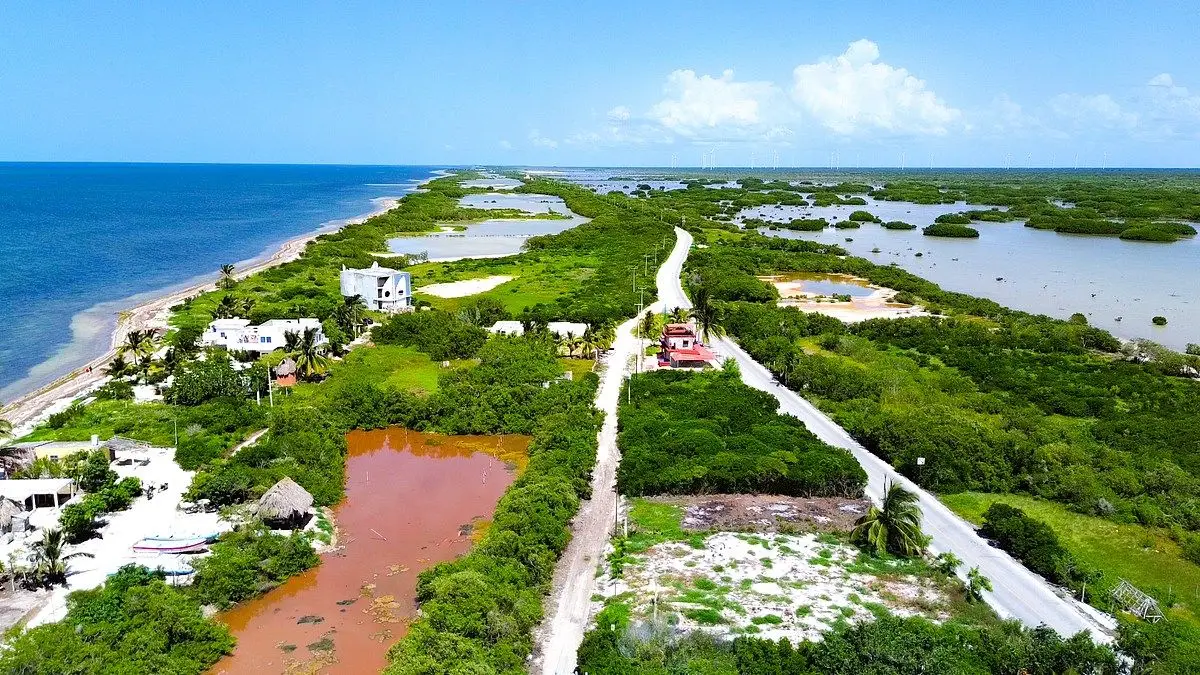 Terreno a Pie de Carretera a 150 Metros del Mar — foto 5
