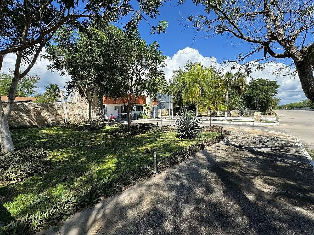 En Venta Terreno en Mérida Paseos del Mayab — foto 2