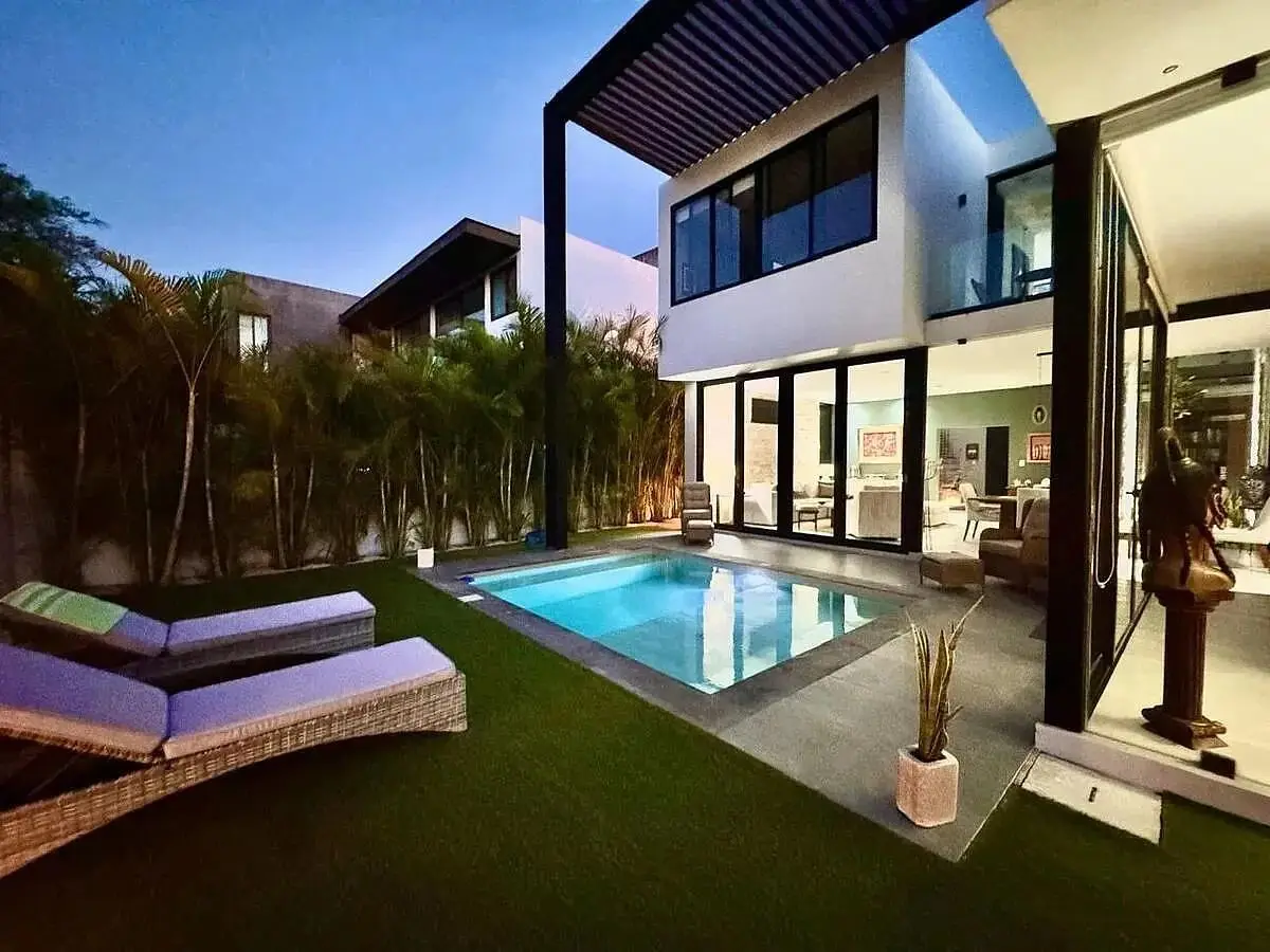 Casa en Venta con Jardín en Yucatán Country Club — foto 2
