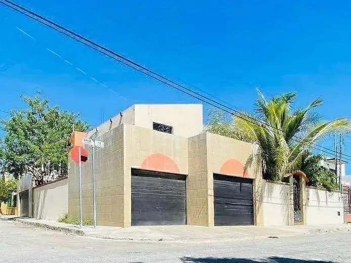 Casa en Venta en Esquina| en Merida, a Dos Calles de Paseo Montejo — foto 3