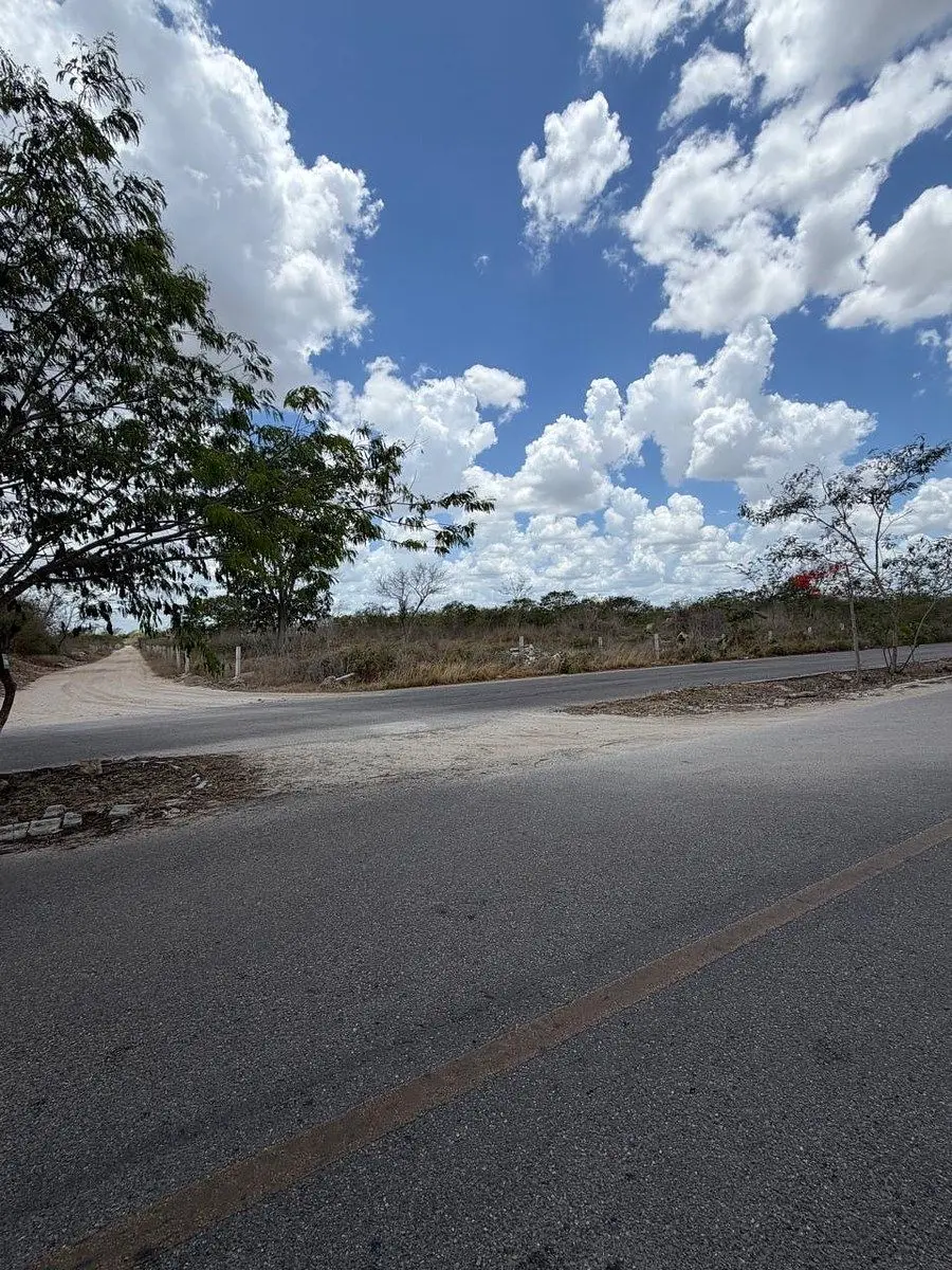 En Venta Terreno en Esquina Sobre Avenida Paseo Norte Detrás de la Isla Mérida — foto 2