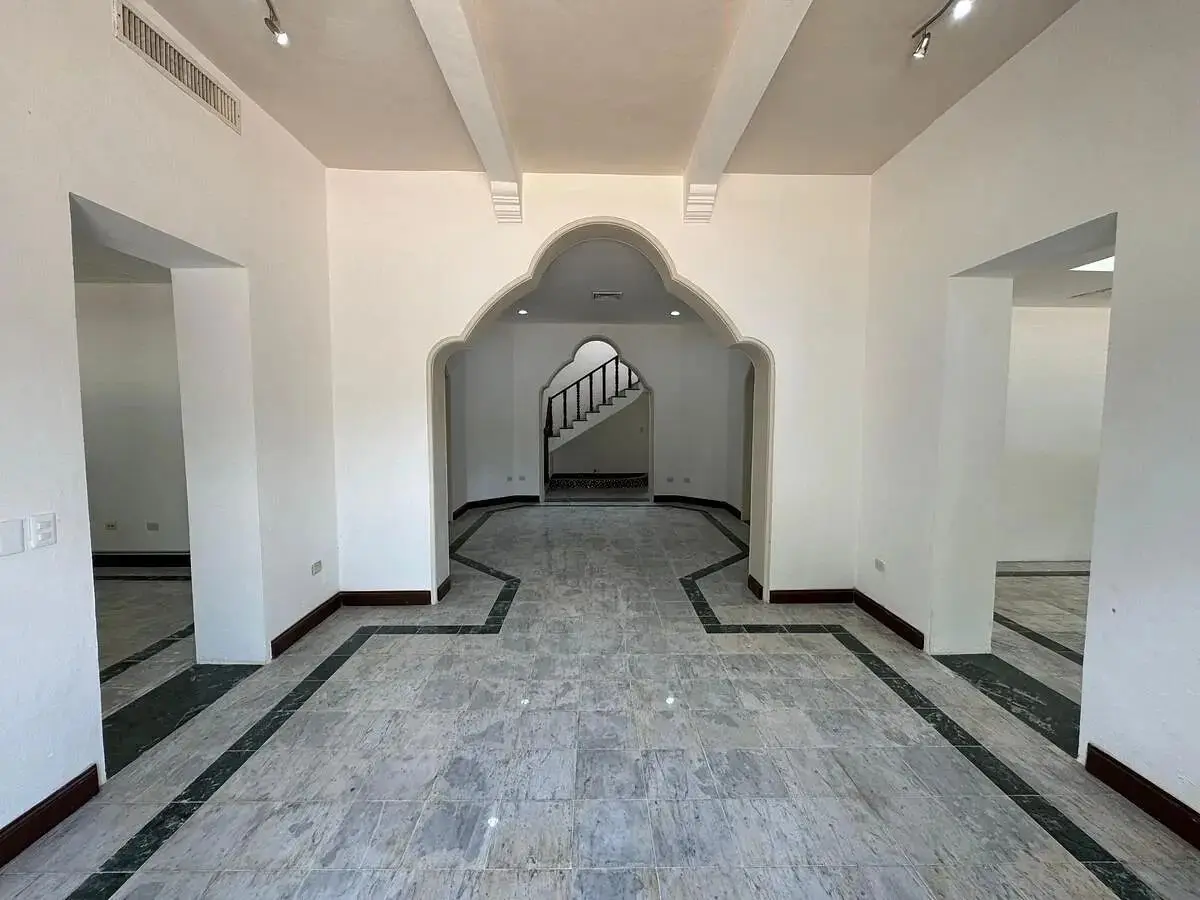 En Renta Casona Premium en Paseo de Montejo, Ideal para Oficinas o Negocio — foto 2