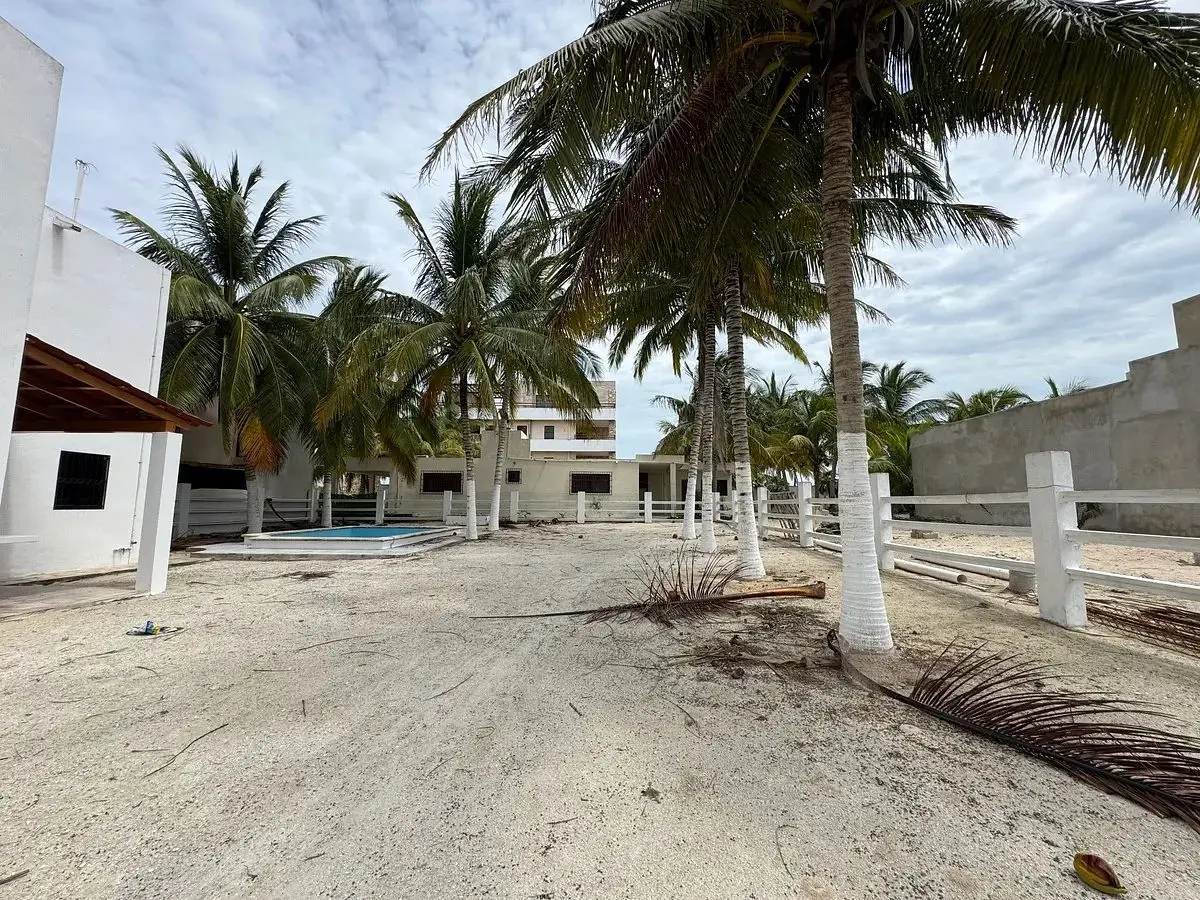En Venta Terreno en 2da Fila Frontal en San Benito Yucatan — foto 2