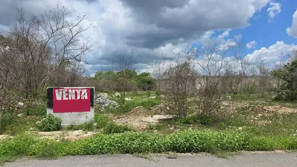 Terreno Residencial en Venta a Media Cuadra de la Av. Principal | Temozón Norte — foto 2