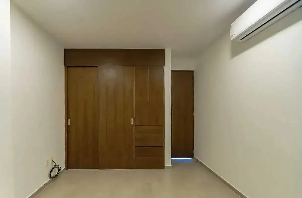 En Venta Departamento de 3 Recámaras en Vta. Montejo Plaza — foto 3