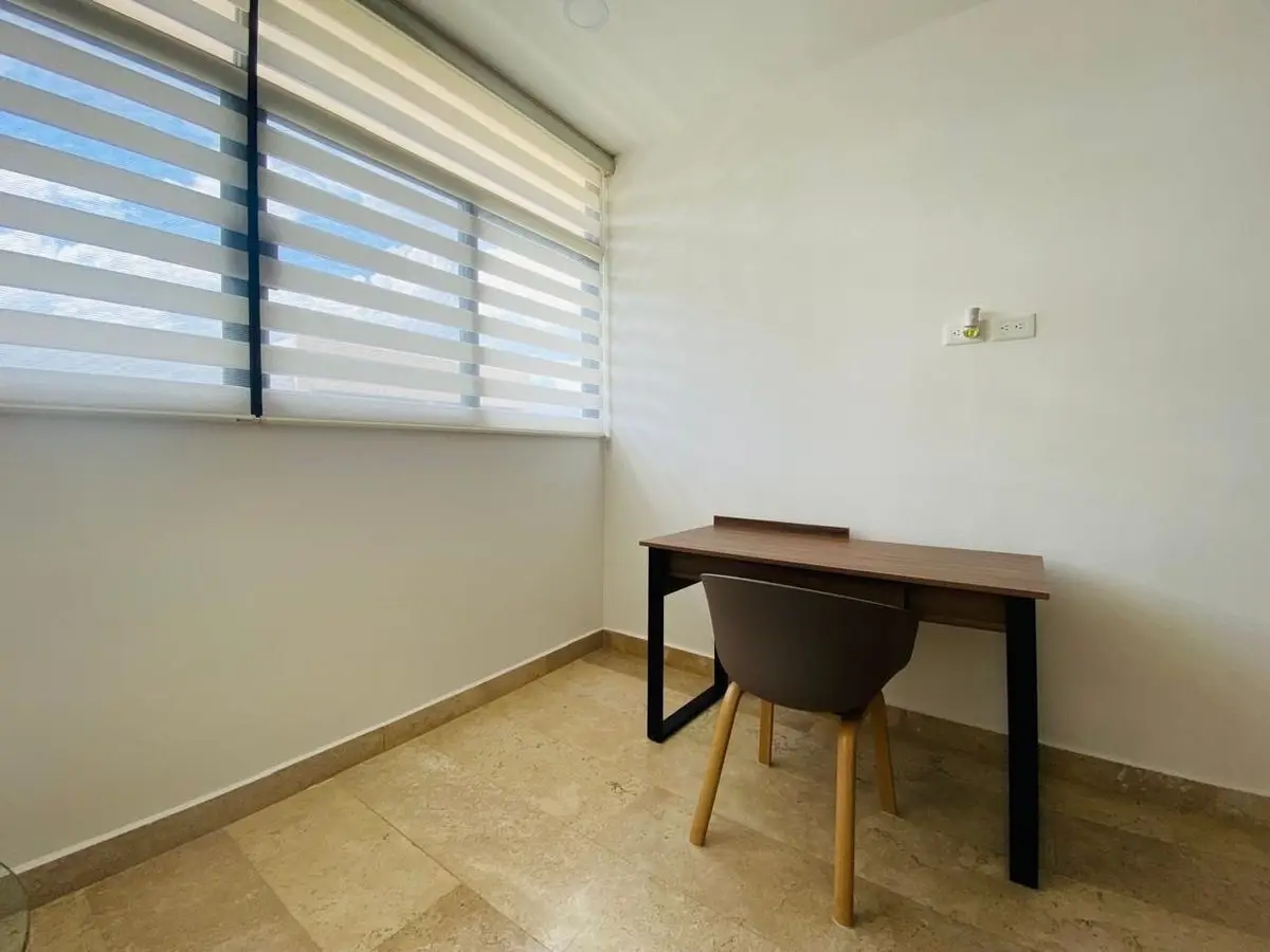 En Renta Amplio Departamento de 2 Hab Sin Muebles, en Mérida Temozon — foto 4
