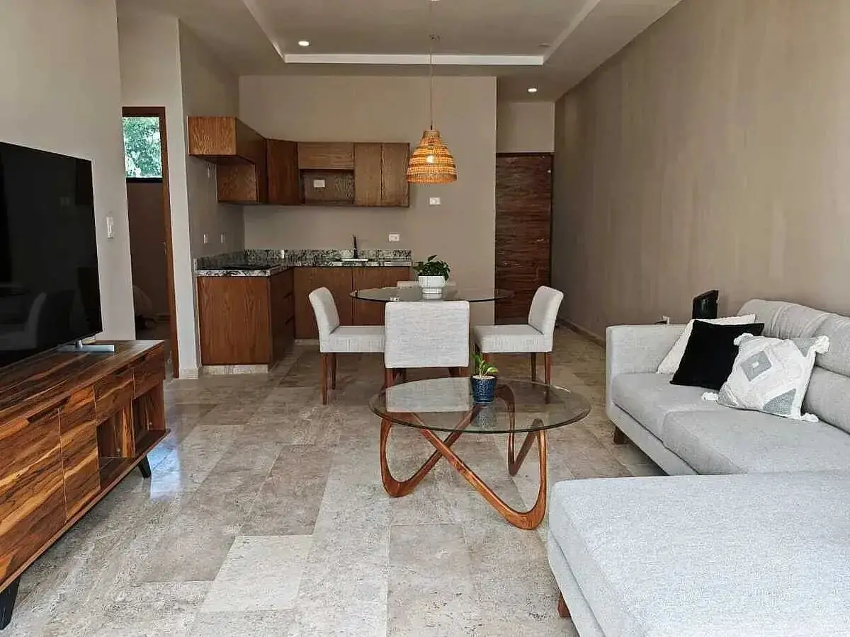 En Venta Departamento de una Habitación con Jardín Interior | Zinalba, Temozón | — foto 3