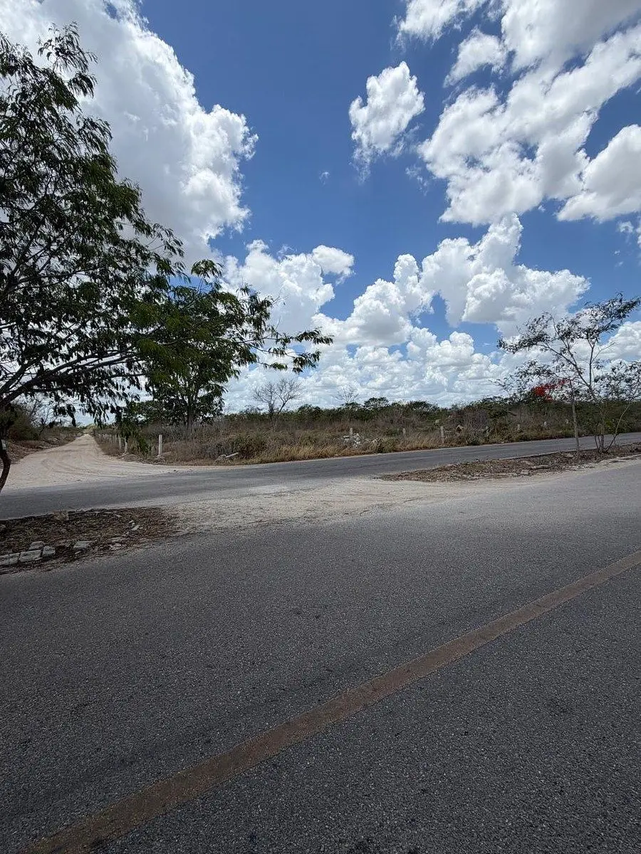 En Venta Terreno en Esquina Sobre Avenida Paseo Norte Detrás de la Isla Mérida — foto 3